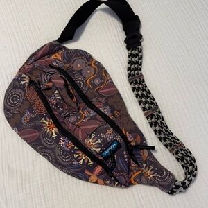 Kavu Colorful Patterned Sling Bag